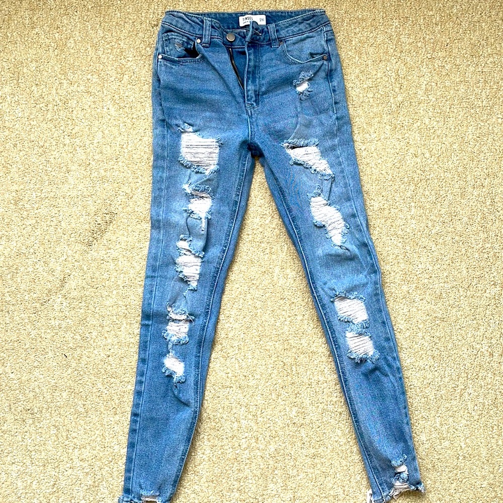 🌟 FLASH SALE - Tinsel Mid Rise Skinny Jeans - Size 26 - New and Never Worn